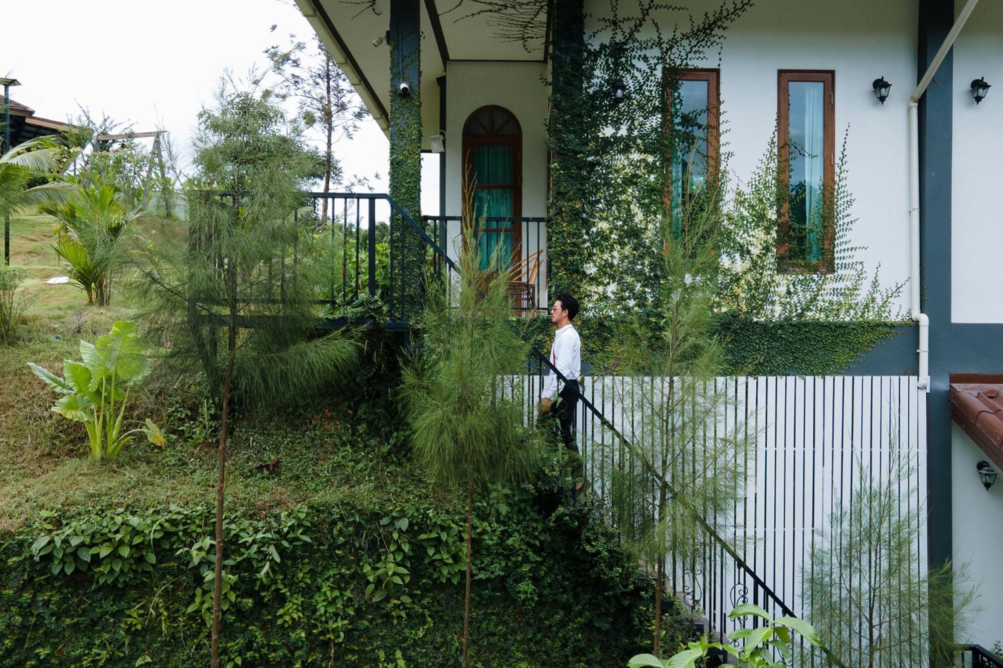 Magical Mountain View Resort Khao Sok National Park Экстерьер фото